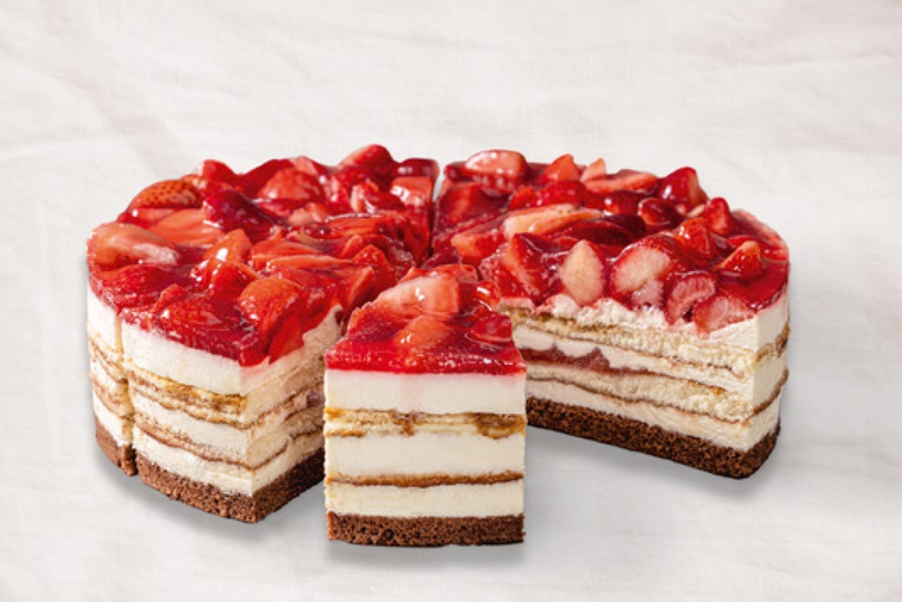 Strawberry-Tiramisu-Cake