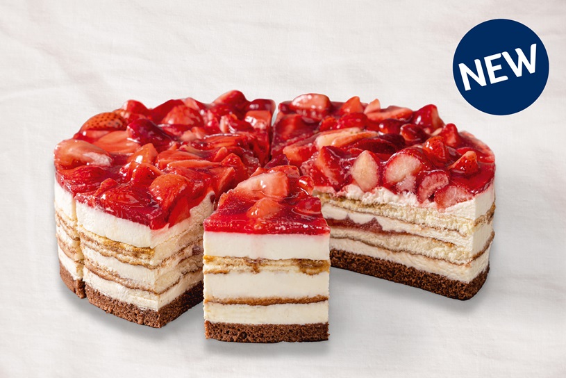 Strawberry-Tiramisu-Cake