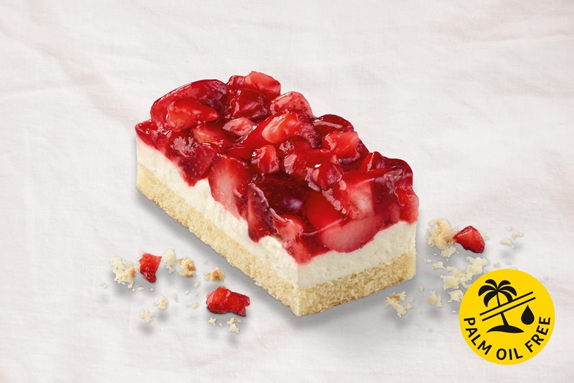 Strawberry and Yogurt Cream Slices